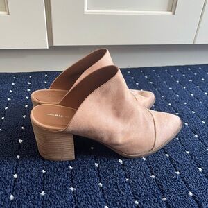 Nude Women’s Mules